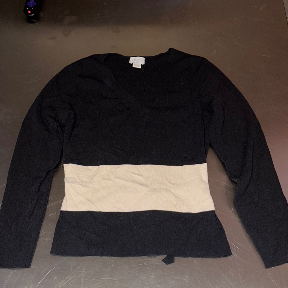 LOFT Black and Cream V-Neck Sweater with Color-Block Design